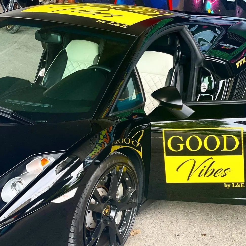Good Vibes by L&E – Fahrzeugbeschriftung, Folierung, Digitaldruck