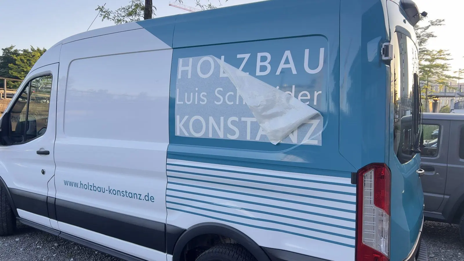 Holzbau Luis Schneider – Fahrzeugbeschriftung, Folierung, Digitaldruck